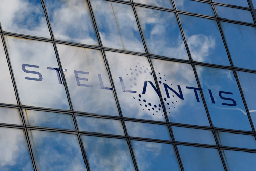 Stellantis says will temporarily lay off 900 U.S. workers following tariff announcement