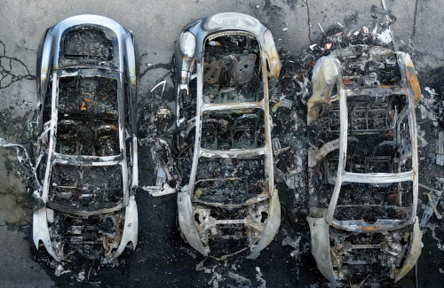 Tesla exec cancels Rome conference trip over security concerns